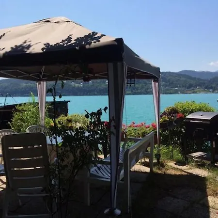 Ubytování v soukromí Seehaus Hochauer Direkter Seezugang Woerthersee Pörtschach am Wörthersee