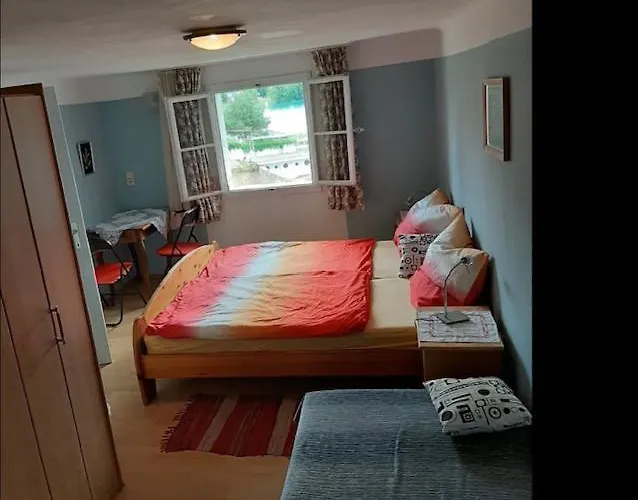 Kwatera prywatna Seehaus Hochauer Direkter Seezugang Woerthersee