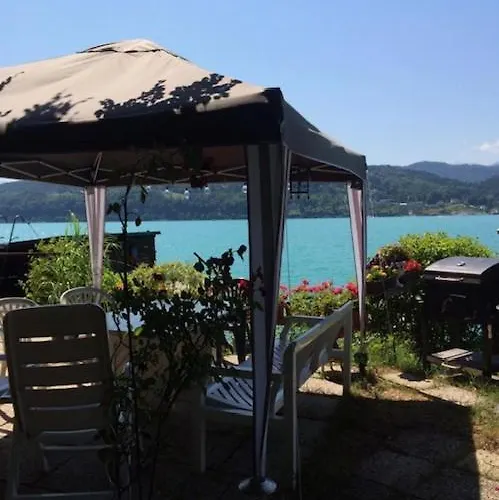 Kwatera prywatna Seehaus Hochauer Direkter Seezugang Woerthersee Pörtschach am Wörthersee