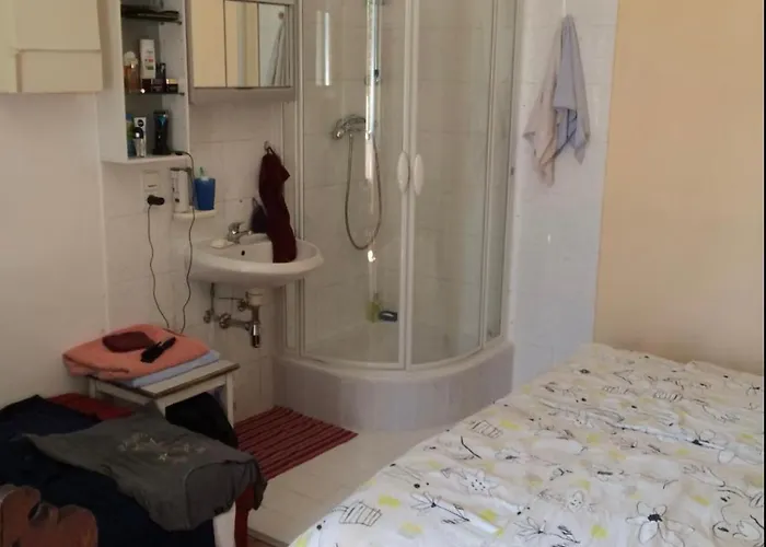 Seehaus Hochauer Direkter Seezugang Woerthersee Kwatera prywatna